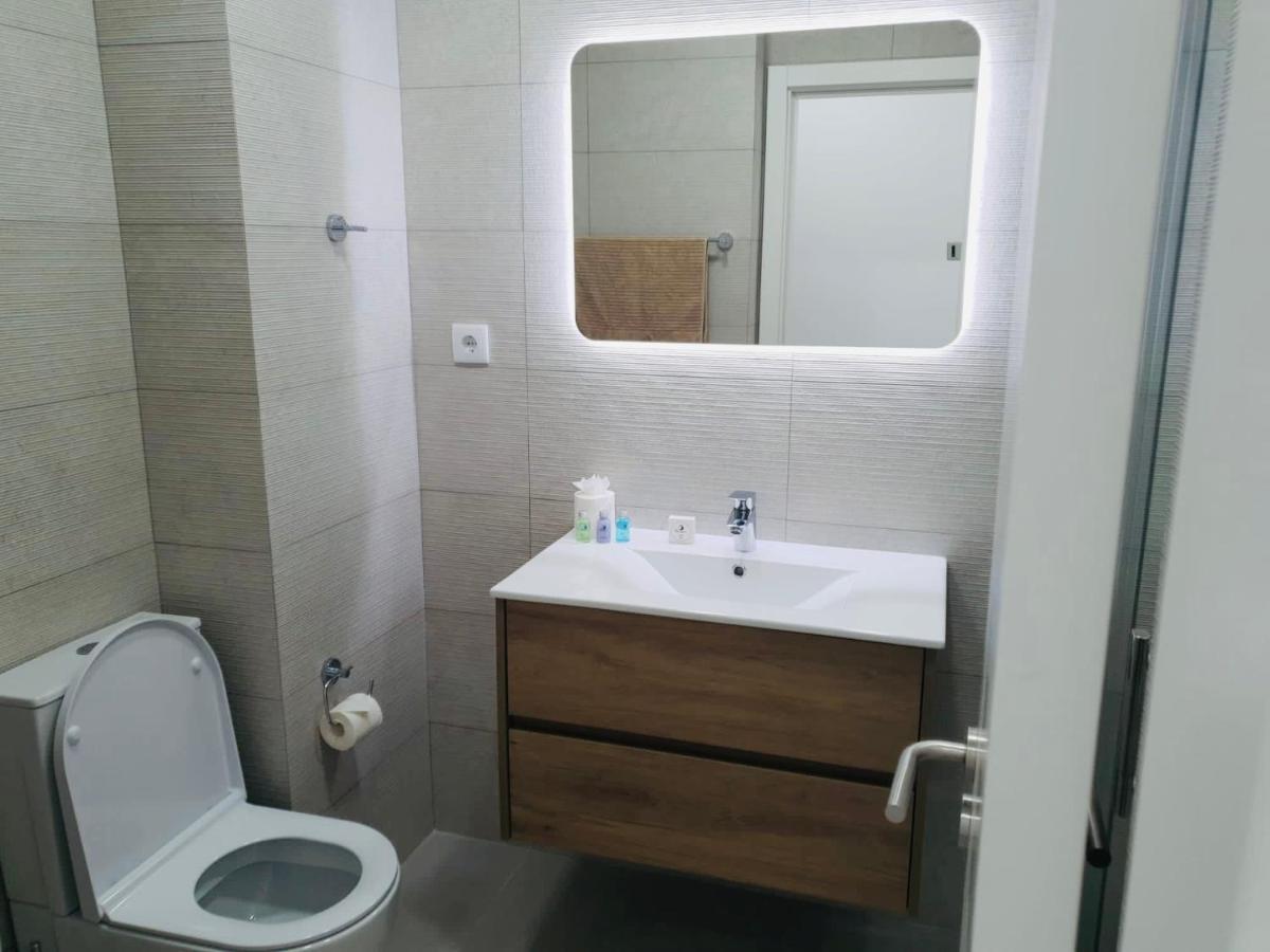 Central Lagos Apt With Marina Views Near Beaches Extérieur photo